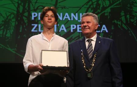 ZLATA PETICA 39 FOTO LJUBO VUKELIČ